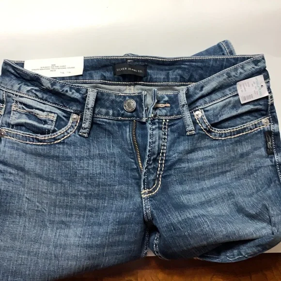 Silver Jeans - Picture 5 of 5